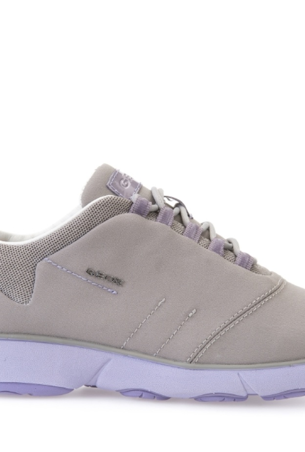 Nebula حذاء رياضي