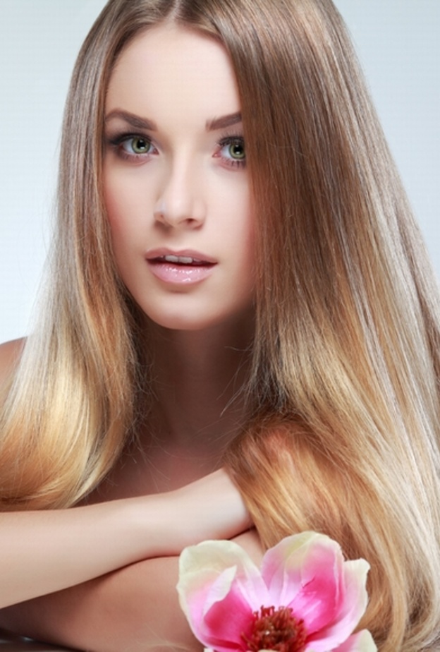 إستعيدي صحة شعرك من خلال حمامات الزيت