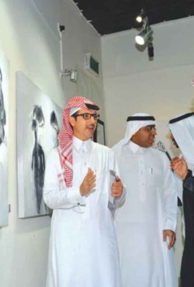 من الافتتاح