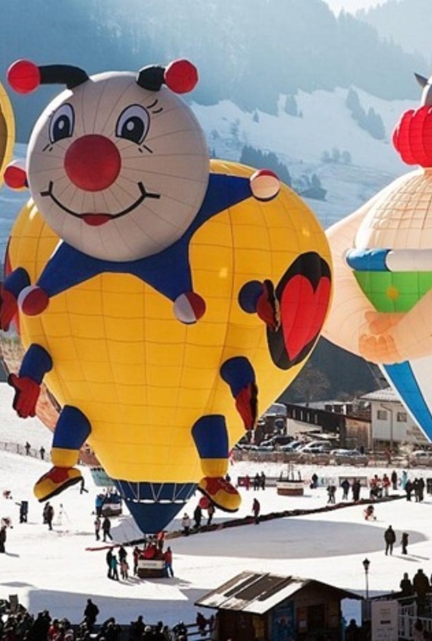 انطلاق فعاليات مهرجان بالون الهواء الساخن الدولي السنوي في سويسرا