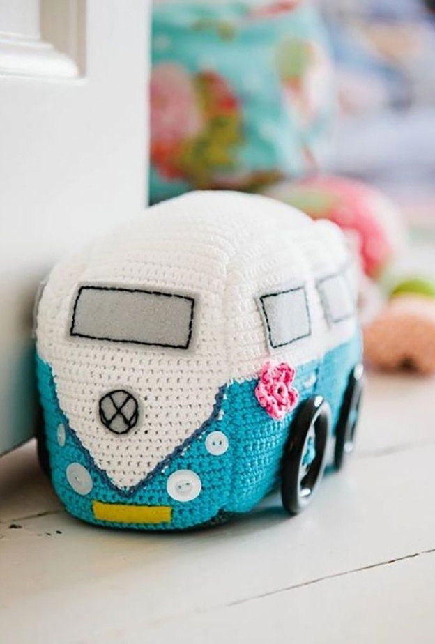 مصد لباب غرف الأطفال مشغول من الكروشيه