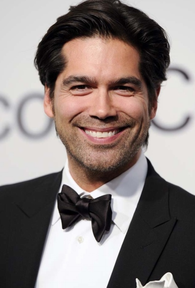 مصمم الأحذية العالمي برايان اتوود Brian Atwood