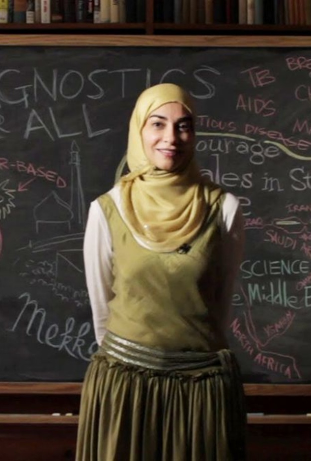 حياة سندي عضو مجلس شورى في السعودية وماليزيا 