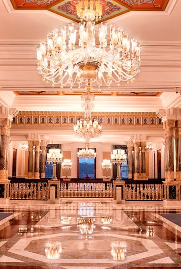 مشهد من الداخل لـ Ciragan Palace Kempinski Istanbul