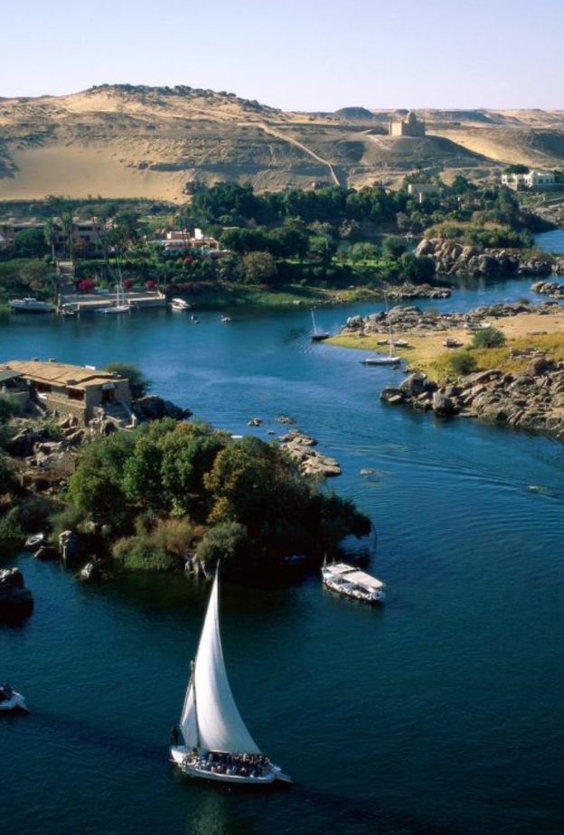 استمتعي بجمال الطبيعه وسط النوبه واسوان