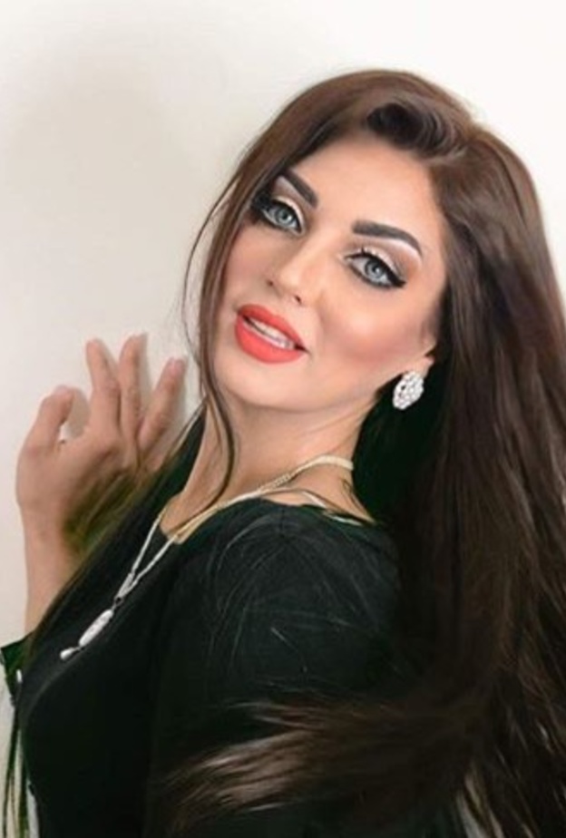 عبير ظهرت بالصور أصغر من عمرها 