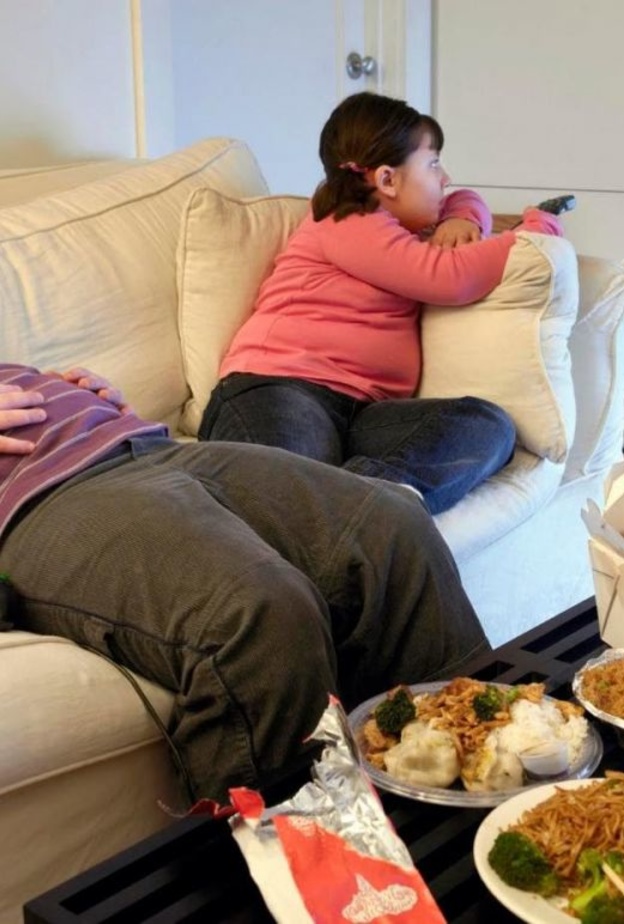 قلة الحركة وتناول الاطعمة الغير صحية تزيد عدد السمنة سنويا 