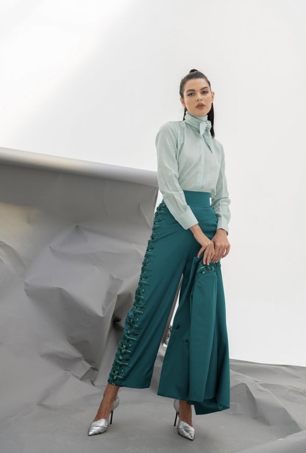 تصاميم وفاء بالاسود 