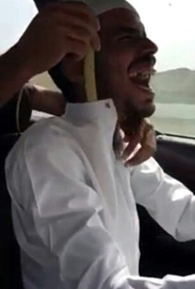 الشاب السعودي في المقطع