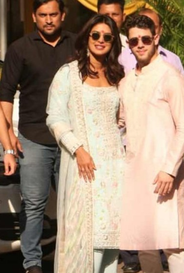 بدء مراسم زفاف بريانكا تشوبرا