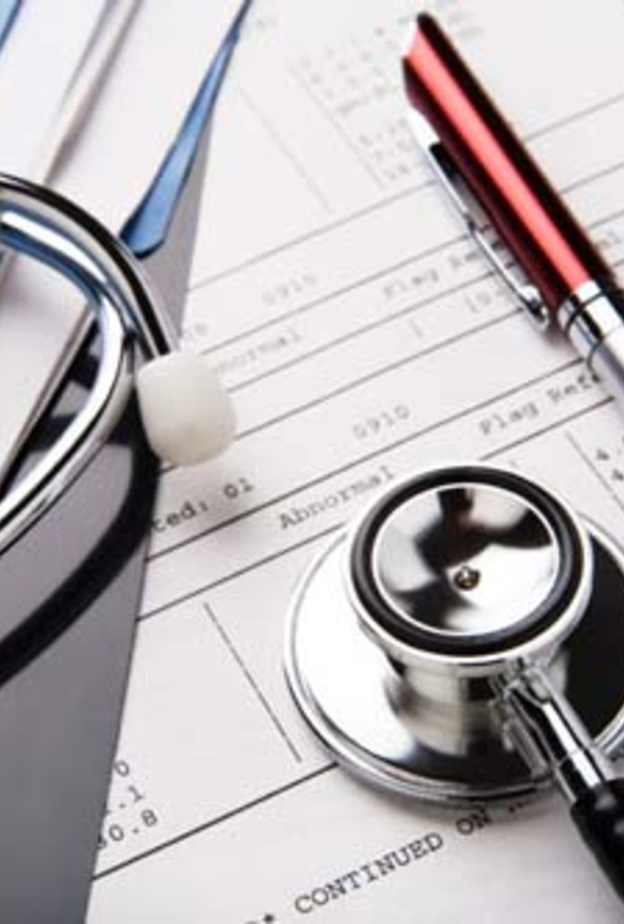 ممارسة المهن الصحية