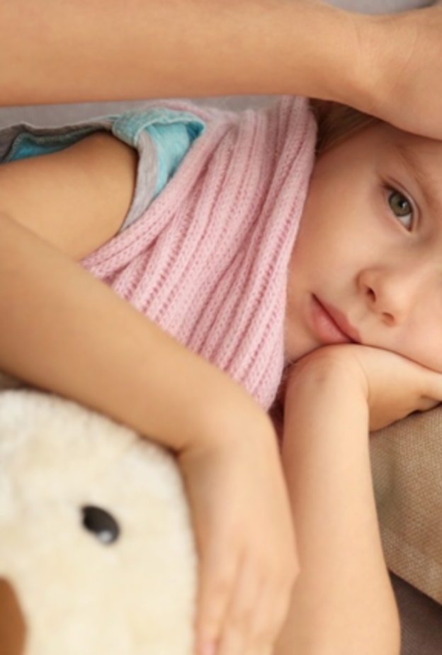 اسباب التهاب الحلق عند الاطفال وعلاجه