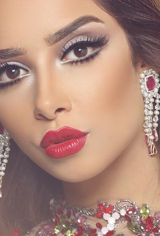 اجمل اطلاله لبلقيس بهذا المكياج 