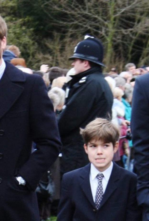 آرثر تشاتو ظهر عدة مرات مع أفراد العائلة البريطانية المالكة