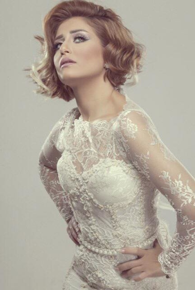 منة فضالى تنفى شهادة وفاء عامر