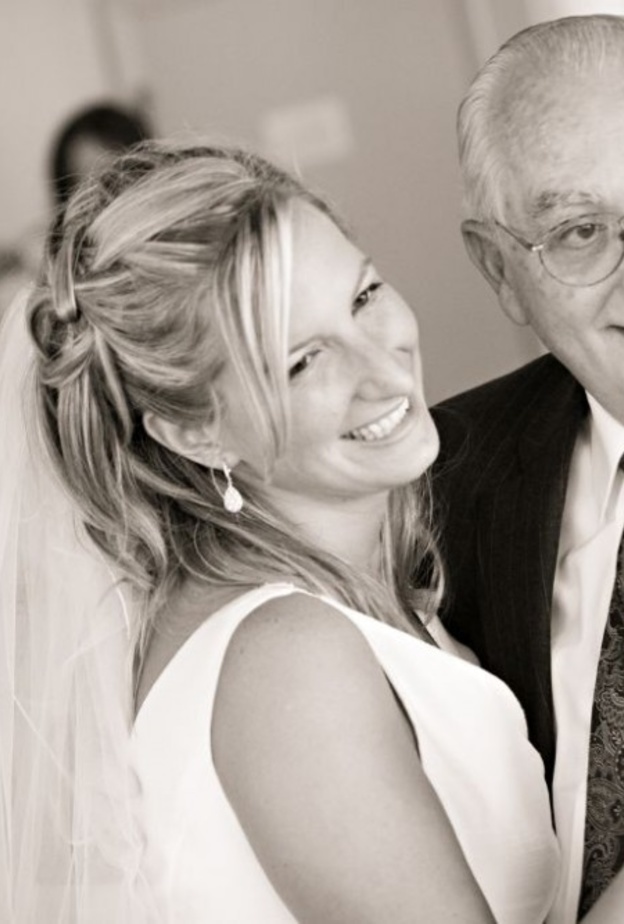 رقصة العروس مع والدها