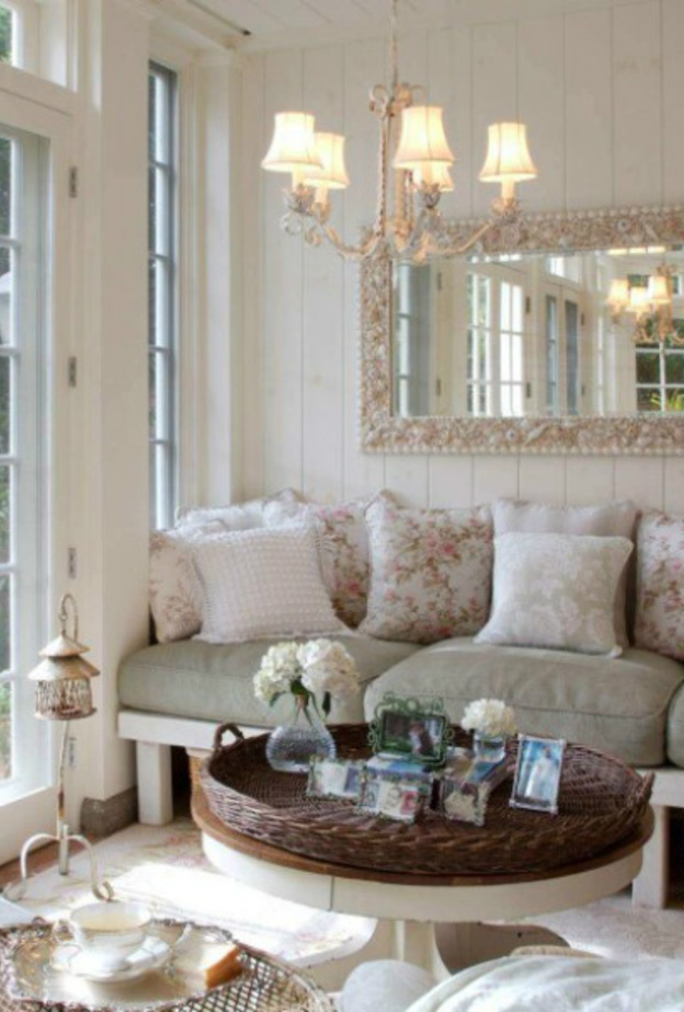 المخدات والاكسسوارات لجلسات جميلة في مساحات محدودة