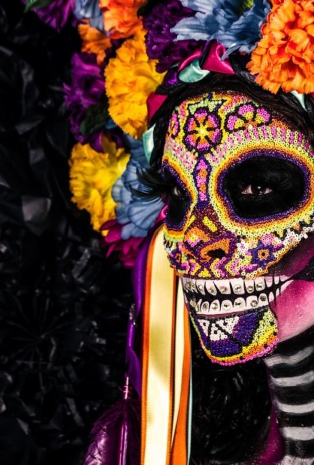 فنون وثقافة مكسيكية في مهرجان "ديا دو لوس موارتوس" في ذي بوينت دبي