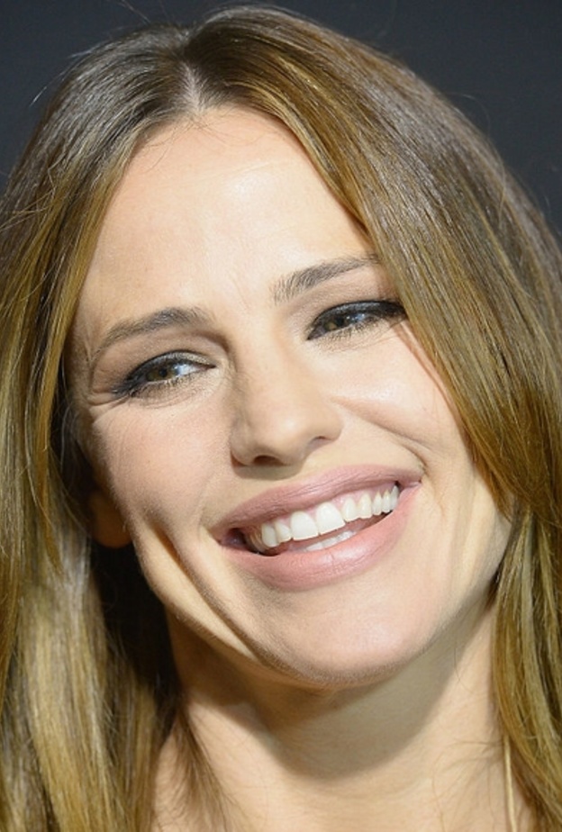 جنيفر غارنر والحياة ما بعد بن افليك