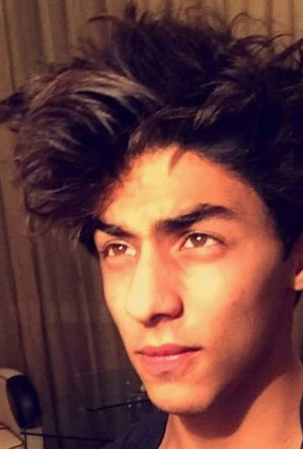 أريان شاروخان .. الإتجاه عالم الأزياء أم بوليود ؟