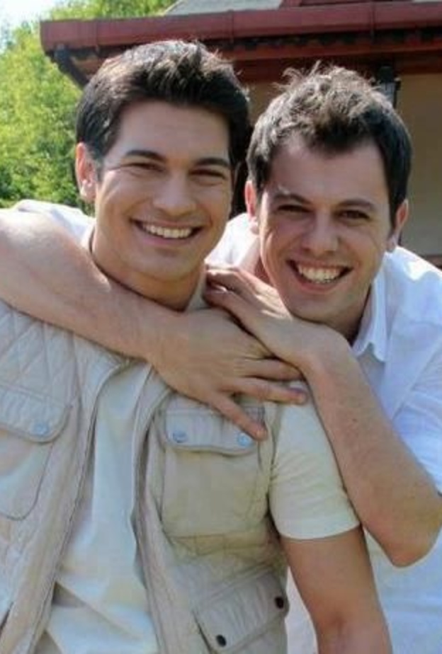 يوسف أقجون وشاتاي أولسوي