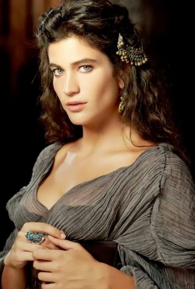  بيراك توزوناتاش