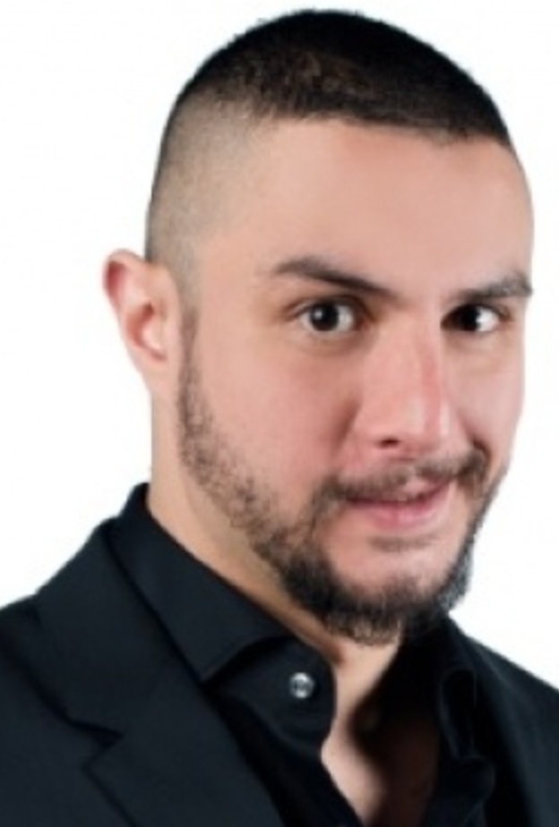 احمد الفيشاوي