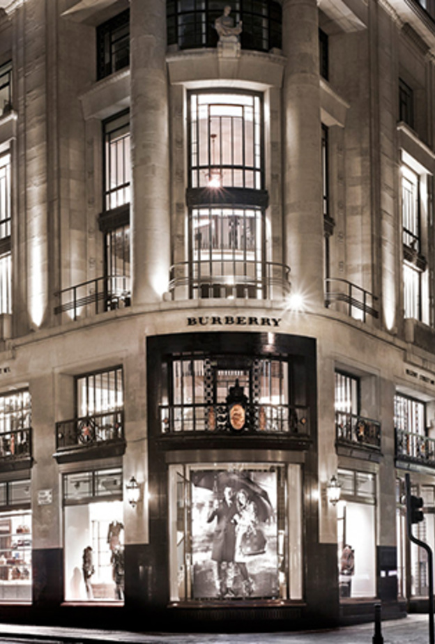 بيربري تفتتح أول مقهى في لندن في ريجينت ستريت