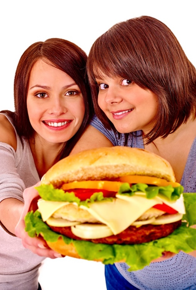 النظام الغذائي غير الصحي يمكن ان يؤدي لحدوث السرطان و نموه