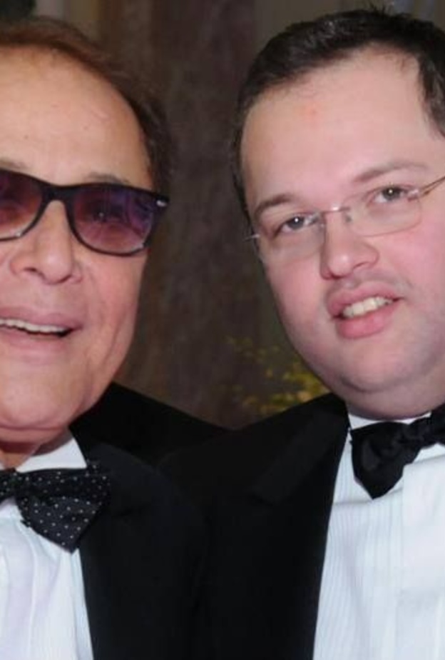 الراحل محمود عبد العزيز ونجله محمد