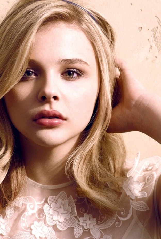 لقطة من فيديو كاني ويست