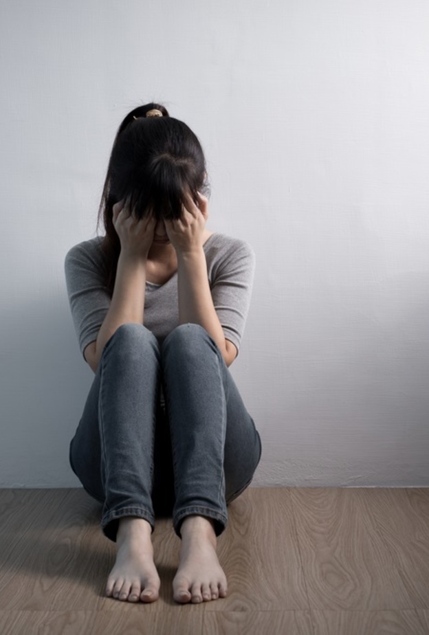 اسباب الاكتئاب واهم اعراضه وطرق علاجه