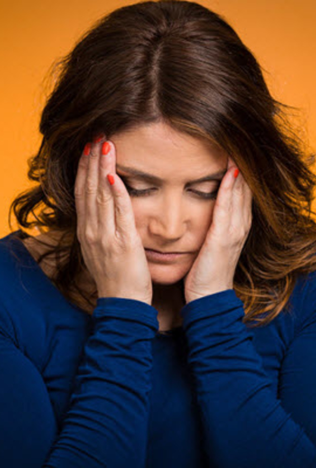 علامات انقطاع الدورة الشهرية و اثارها على نفسية المرأة