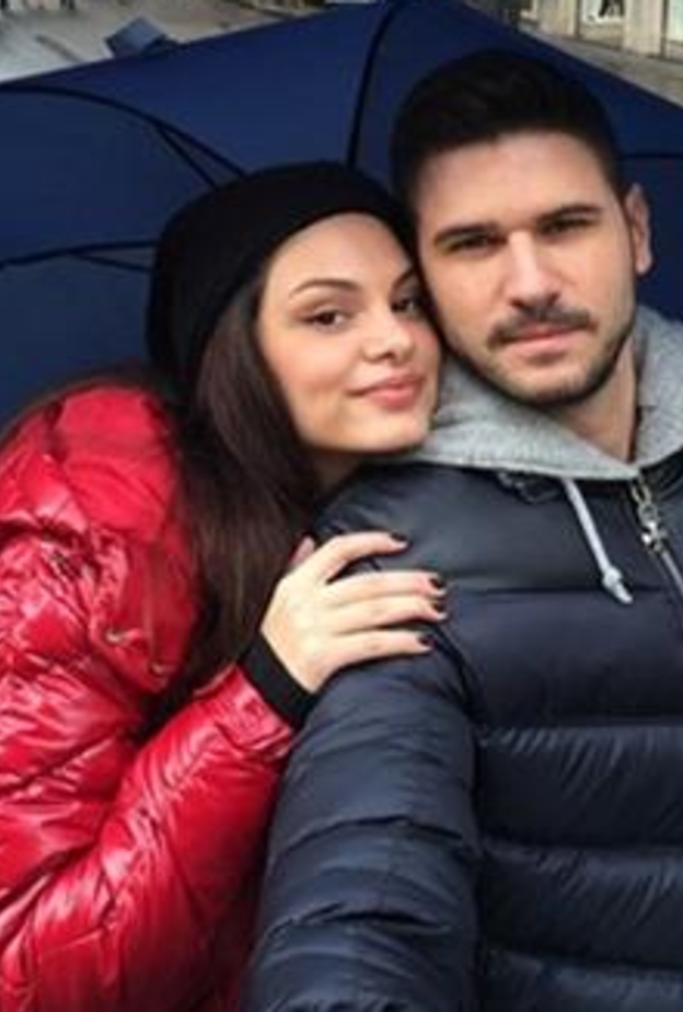 طولجهان صايشمان وحبيبته