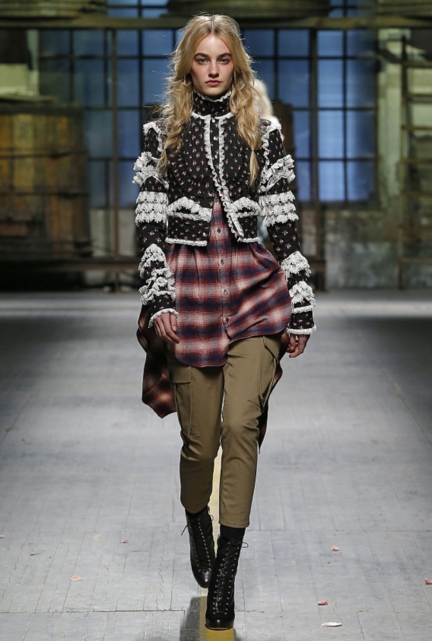 السحر مع الموسيقى يلتقيان في مجموعة Dsquared2 لخريف وشتاء 2017 