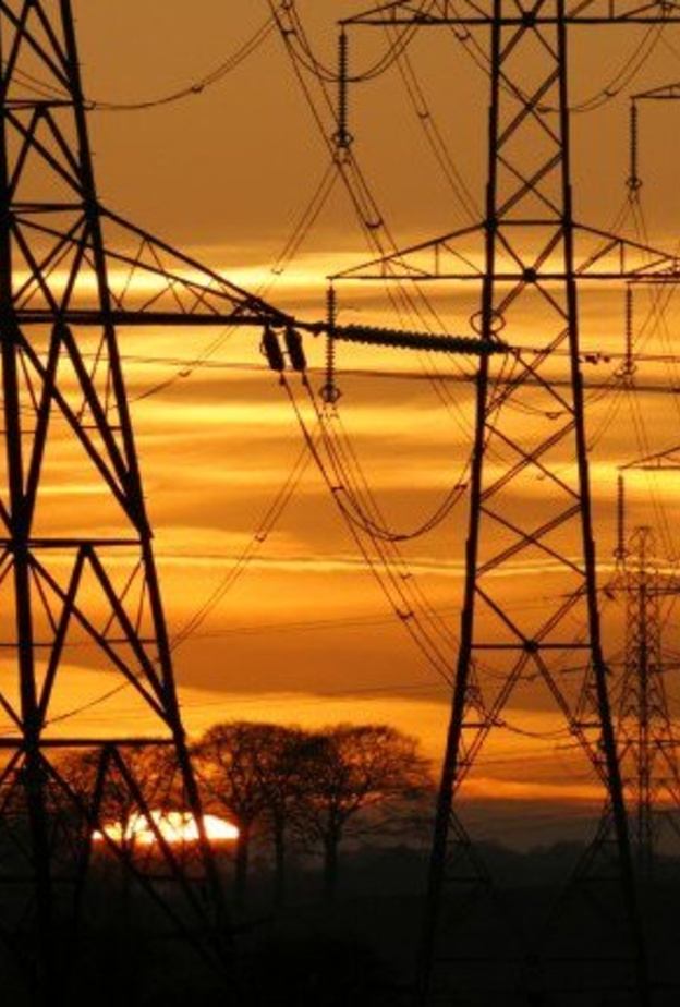 الدفاع المدني السعودي يحذر المواطنين من زيادة أحمال الكهرباء خلال الموجة الحارة 