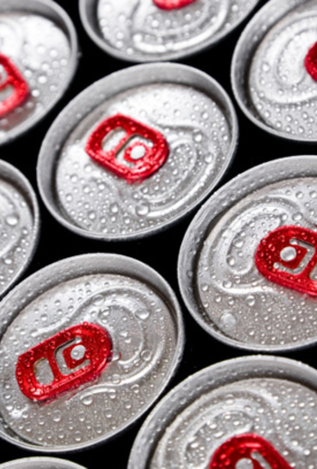 مشروبات الطاقة أصبحت خطرا داهما على حياة الشباب 