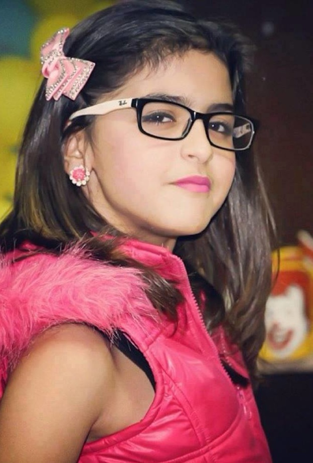 حلا الترك في طفولتها قبل سنوات