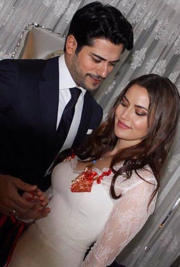 فهرية إفجان وبوراك اوزجفيت