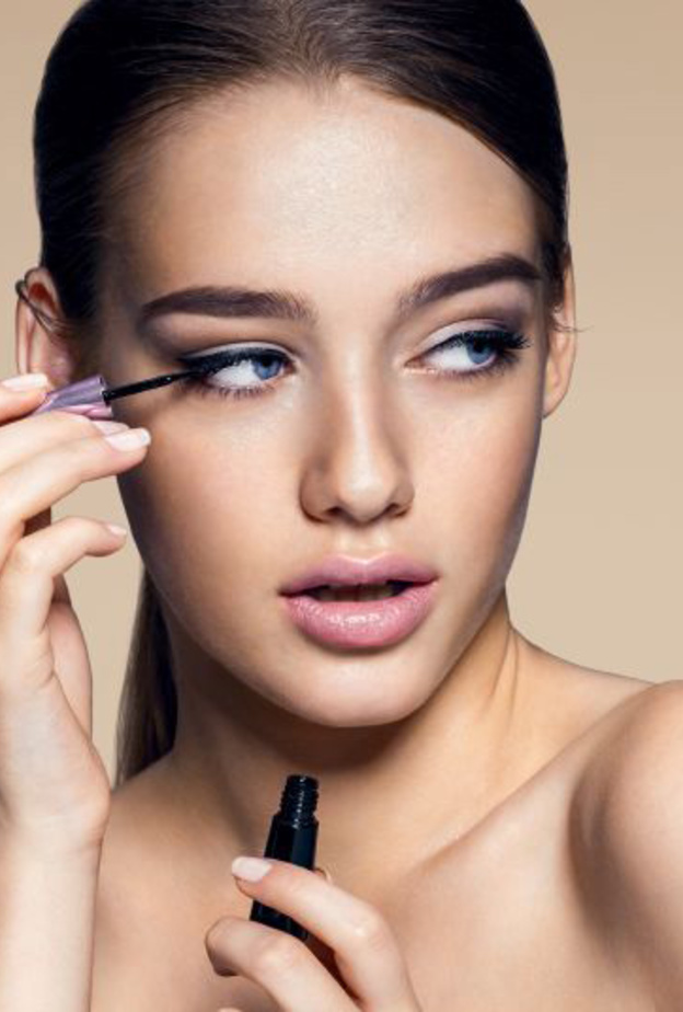 تعرفي على الآيلاينر السائل، الجل والقلم