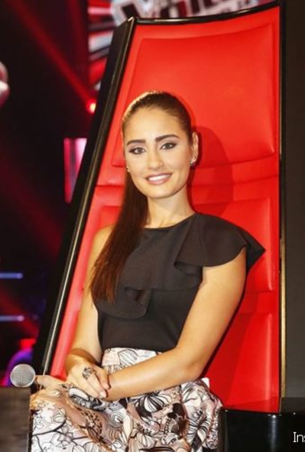 ايميه صياح تنسحب من تقديم برنامج ذا فويس