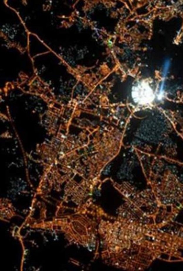 الصورة الأولى التي ألتقطها رائد الفضاء