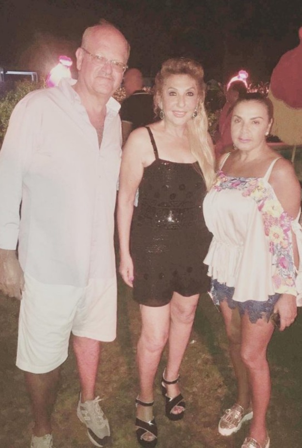 نادية الجندي في المصيف