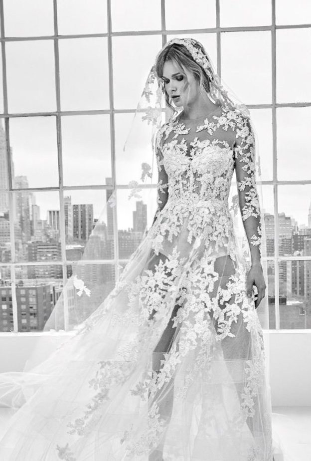 حمالة صدر عرائسية مميزة.