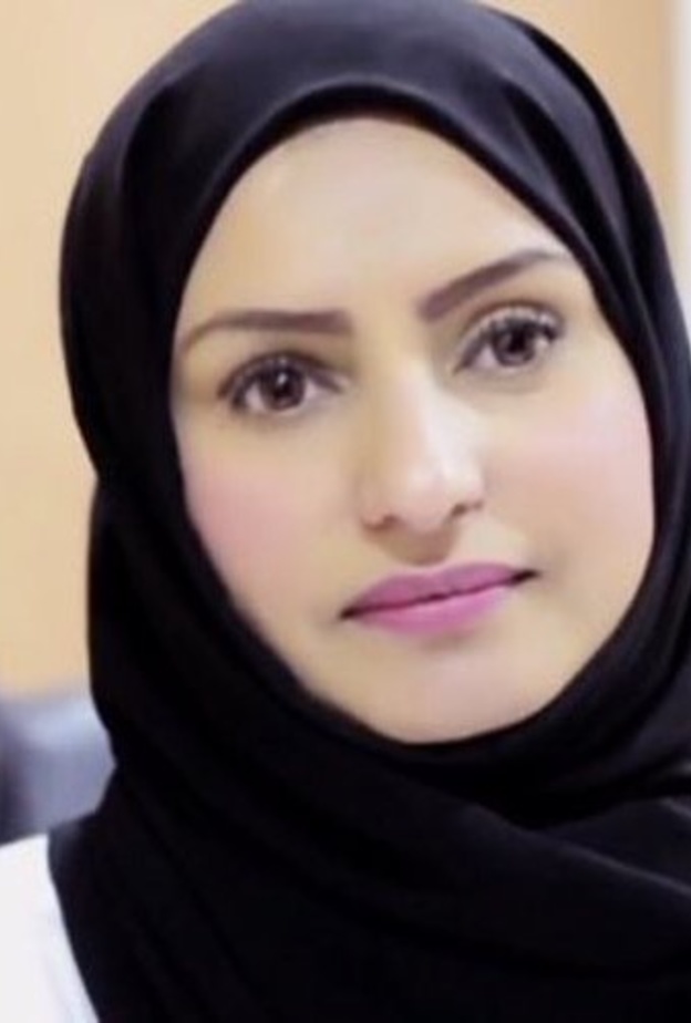 الدكتورة فضيلة العوامي أول سعودية تتخصص في علاج الإدمان