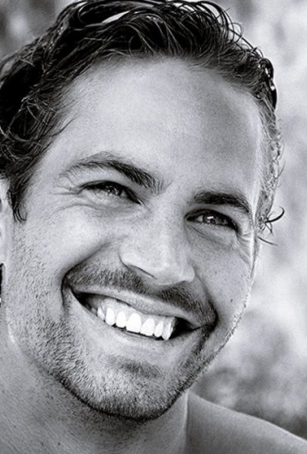 في الفيلم الشهير Eight Below