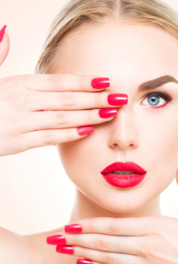 ابردي اظافرك باتجاه واحد حتى لا تتكسر