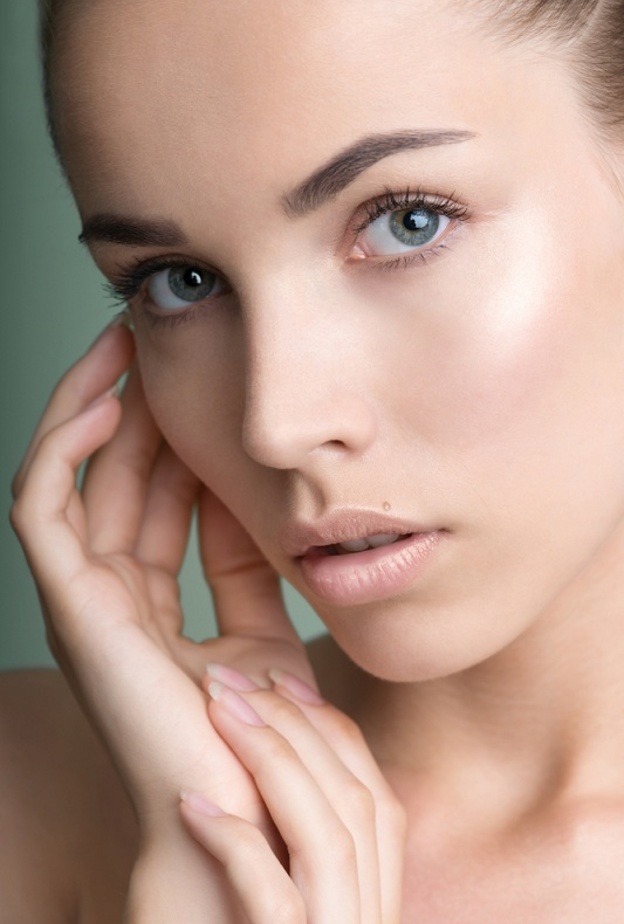 بشرتك تحتاج الى عناية خاصة مع بداية الخريف