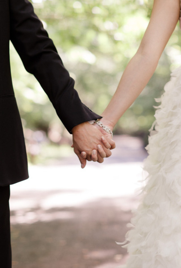 هل تقبلين زواج زوجك باخرى غيرك لحل مشكلة العنوسة