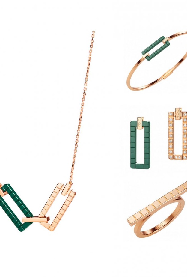 قلادة من بلغاري